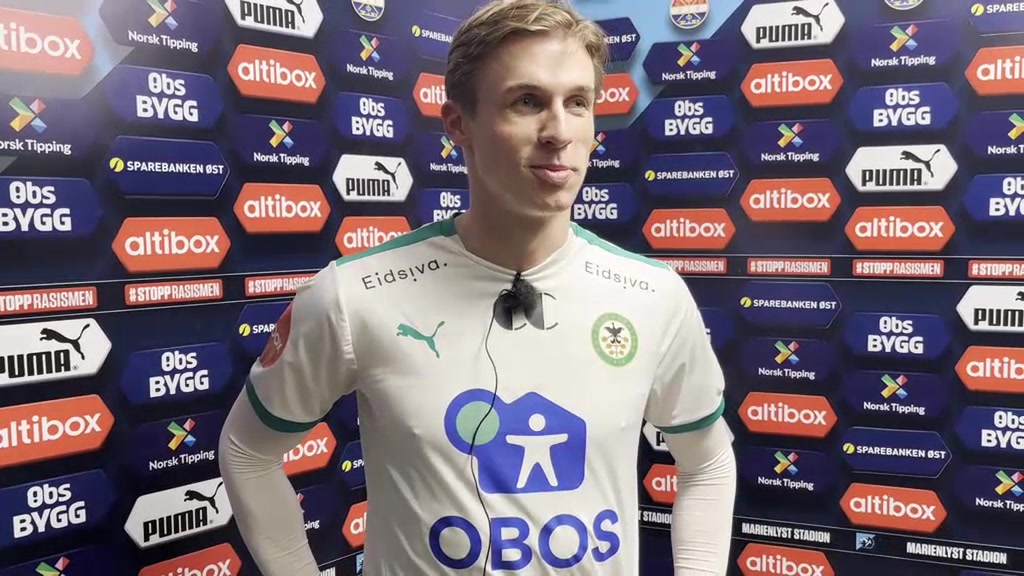 En glad Fredrik Sjølstad oppsummerer seieren over Godset